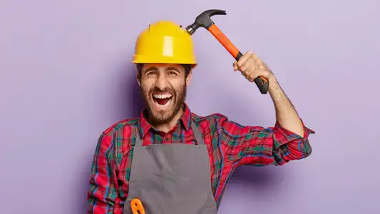 Personalmangel im Handwerk? Warum deine Website jetzt zur Recruiting-Maschine werden muss