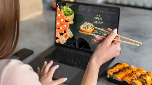 Restaurant Website Marketing: Wie du online mehr Gäste gewinnst als über Lieferando